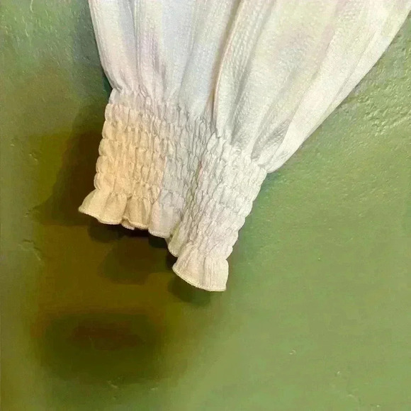 White Long Sleeve Puff Sleeve Blouse with Lace Embellishment, Size XL - Picture 3 of 5